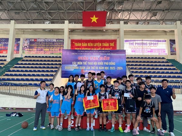 Mùa vàng bội thu của đội tuyển bóng rổ trường THCS Thanh Xuân Trung trên đấu trường Hội khoẻ Phù Đổng cấp Quận năm học 2023 - 2024.
