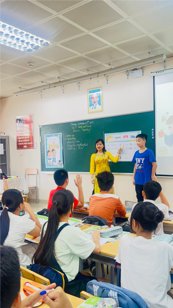Trường THCS Nguyễn Lân tổ chức thành công tiết chuyên đề môn Tiếng Anh cấp Quận